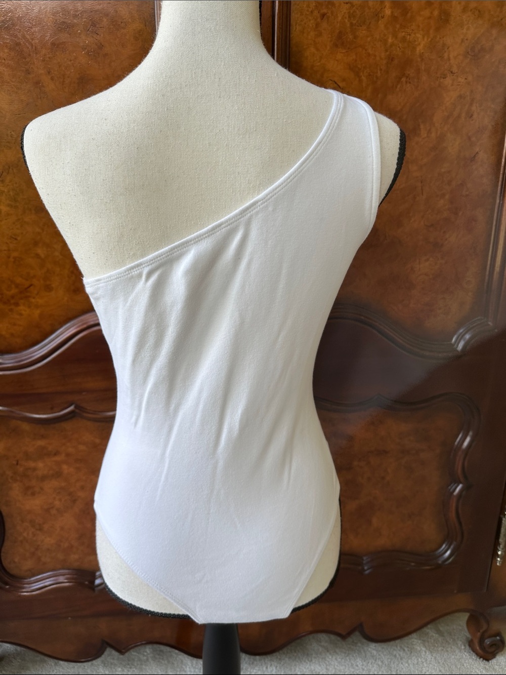 SHEIN One-Shoulder White Bodysuit - Picture 4 of 9